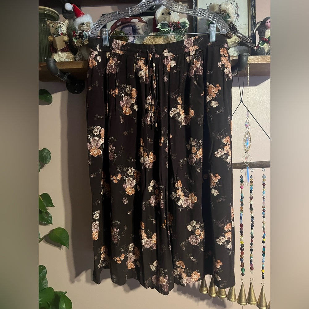 Vintage Brown Floral Women's Skirt